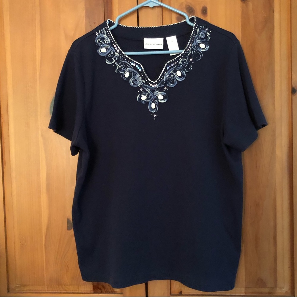 Pre-owned Alfred Dunner Top -Size M